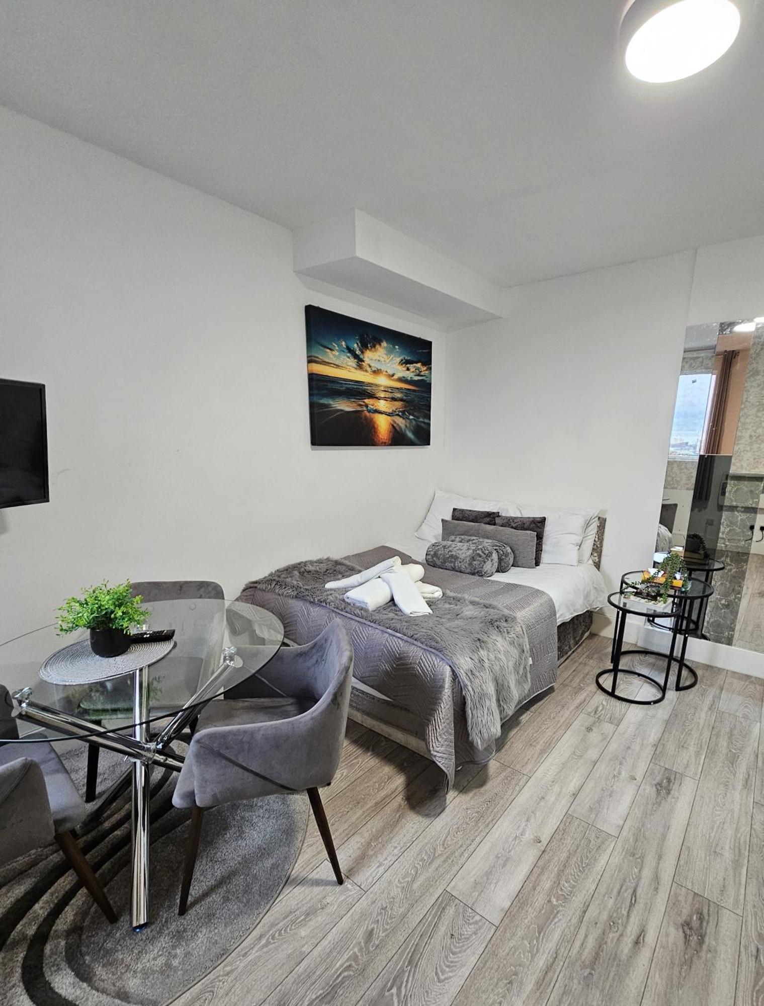 Stylish Studio Near Kensal Green Londra Esterno foto